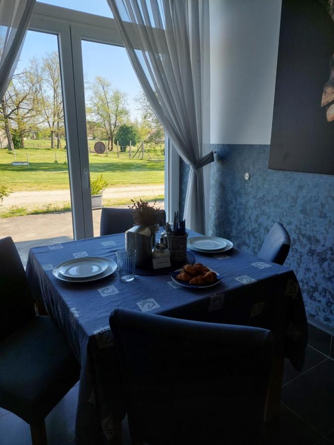 Hédervári Lovas Vendégház Hedervar Exterior foto